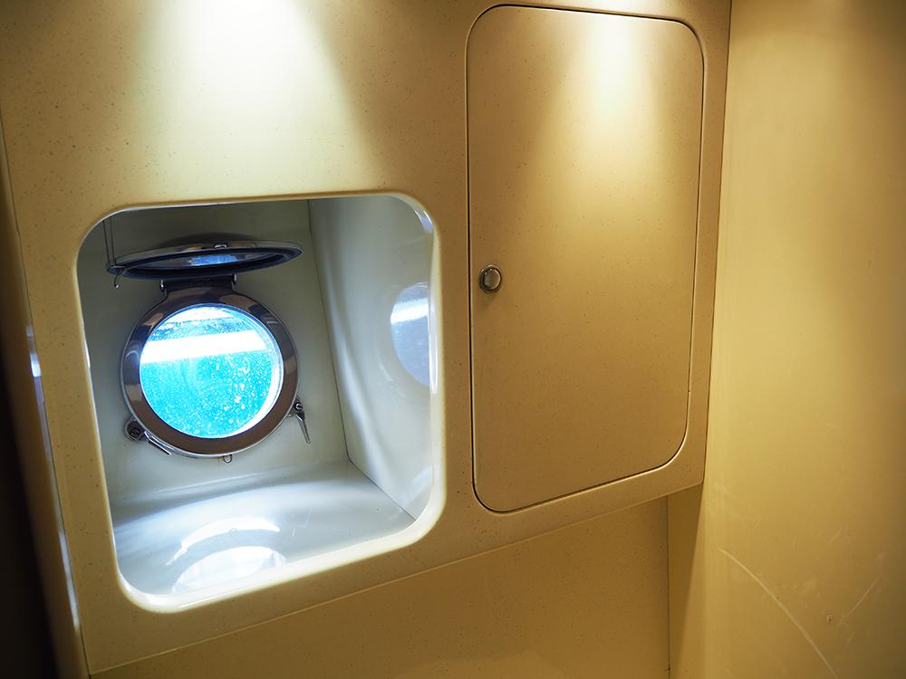 Saloon, Accommodation